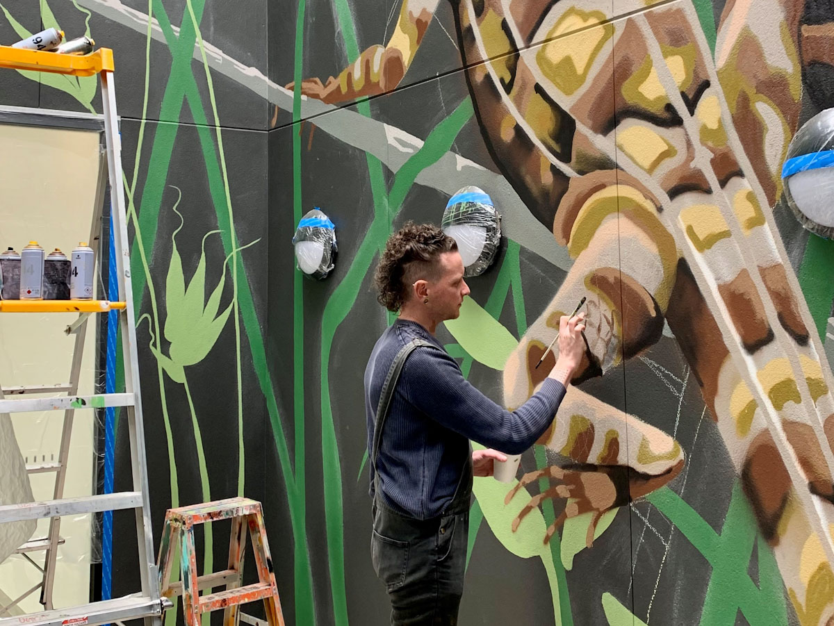 Dan Power_Whitlam mural_edited